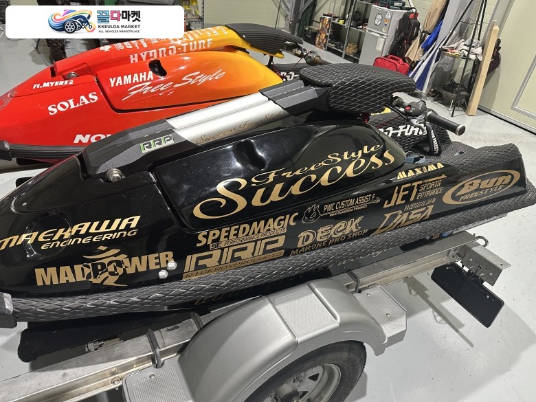 야마하 슈퍼젯 800CC 백플립 풀튜닝 판매합니다