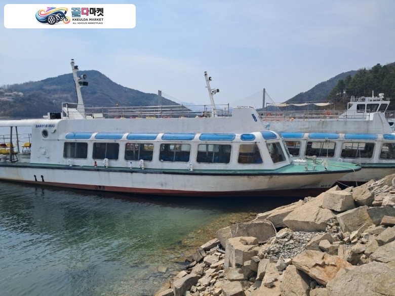 유람선 27톤 판매합니다. (현재 계선상태 입니다.)