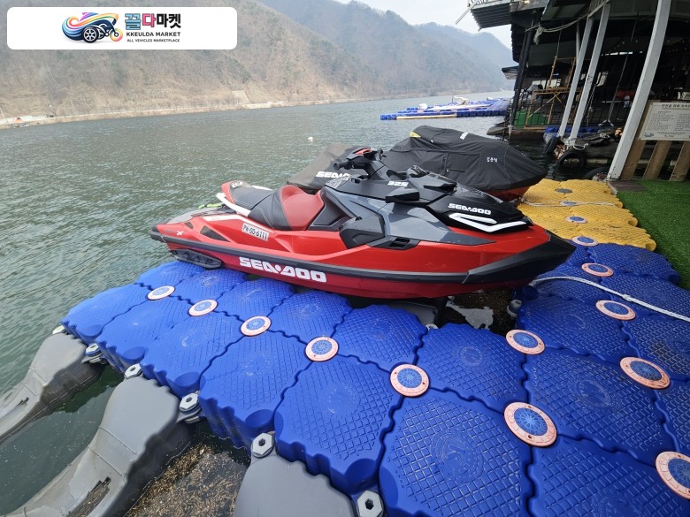 씨두 rxt325 3인승 