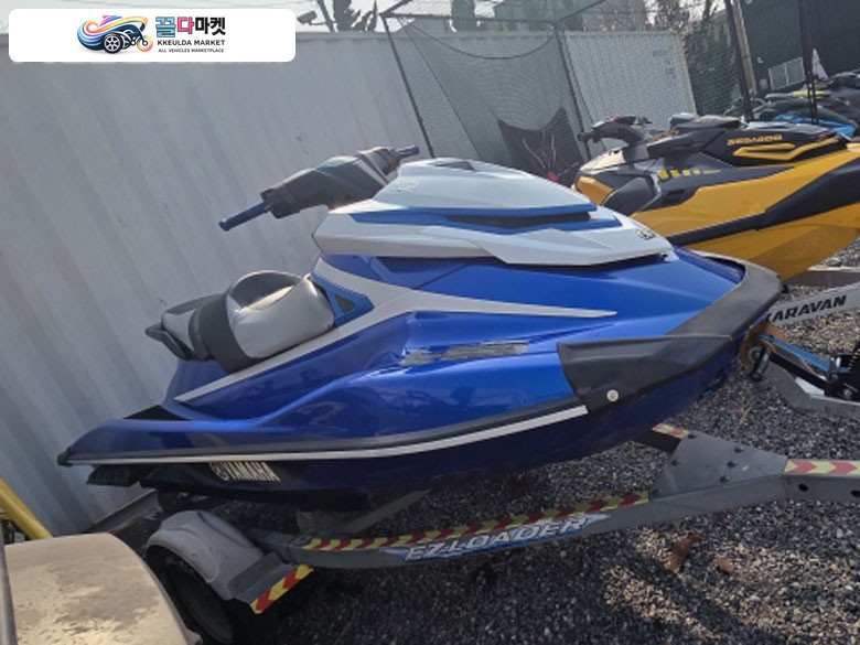 2017년 야마하 gp1800.