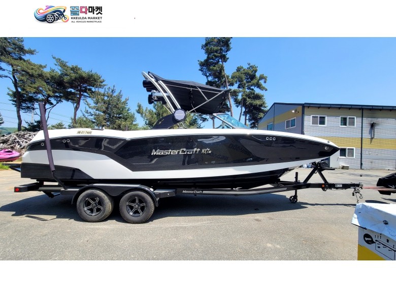 [성훈모터스] 268시간!! 웨이크 서핑 마스터크래프트(MasterCraft) NXT24 - 프리미엄 서프 보트